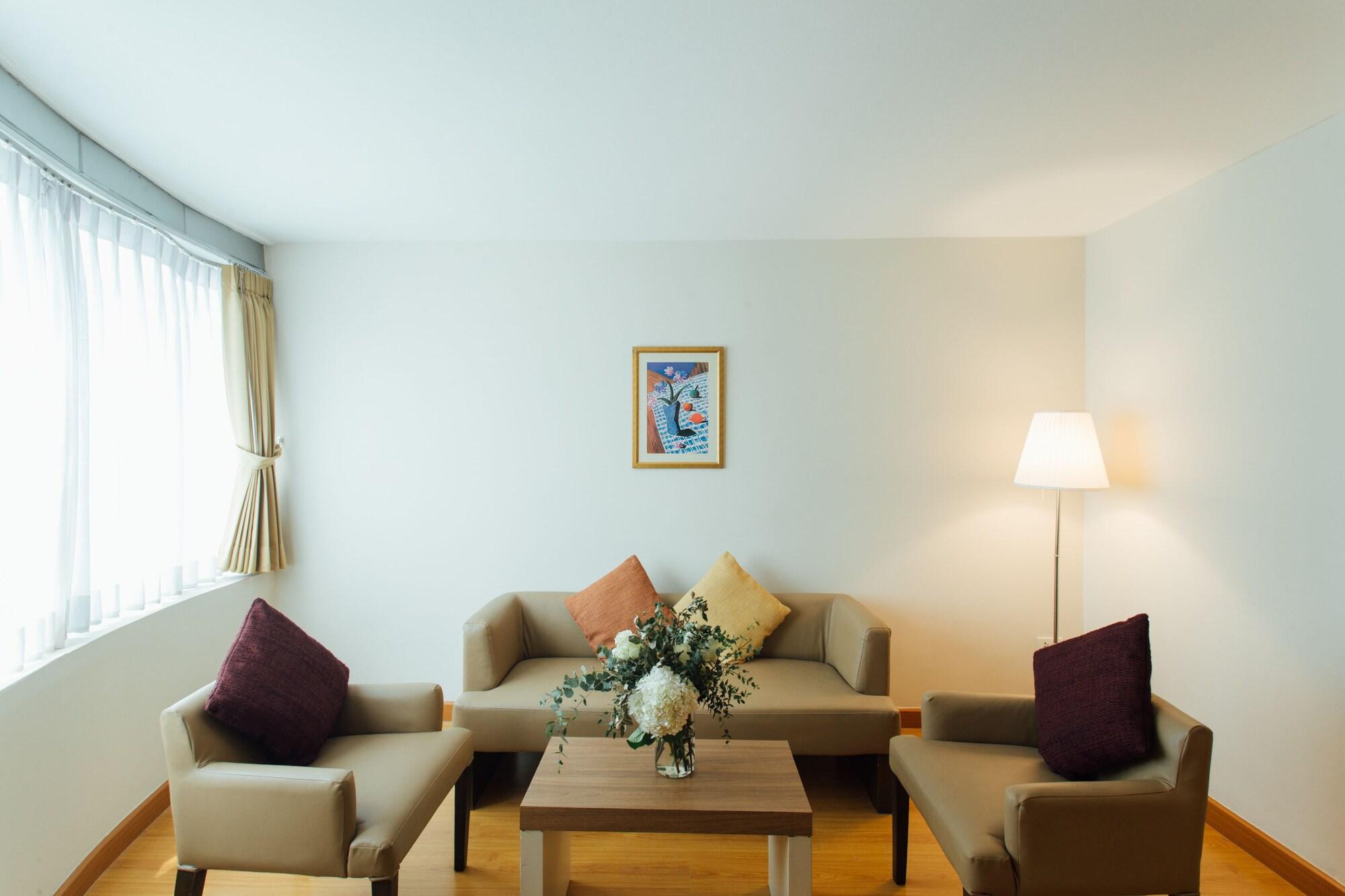 Seasons Siam Hotel Bangkok Extérieur photo