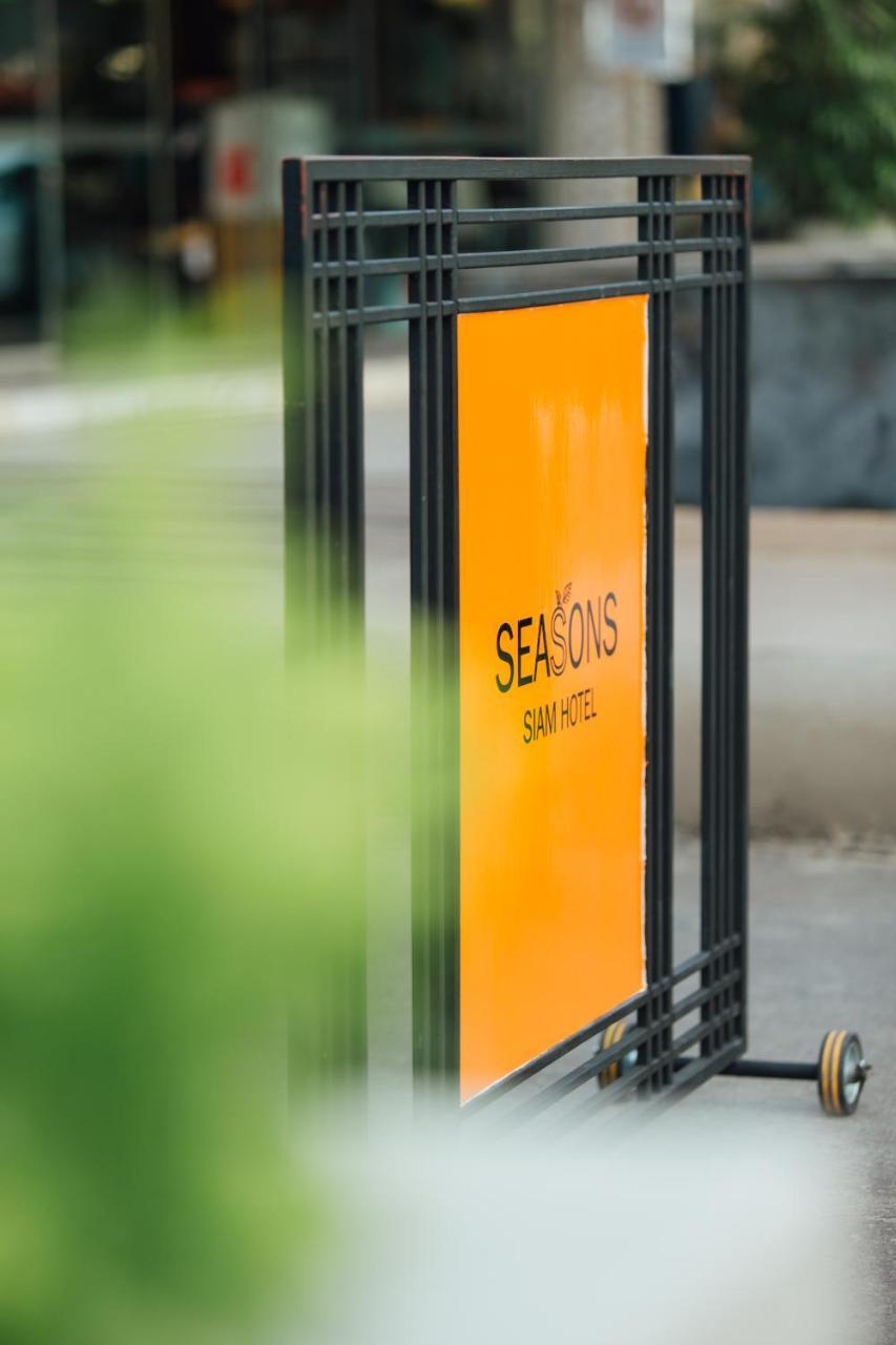 Seasons Siam Hotel Bangkok Extérieur photo