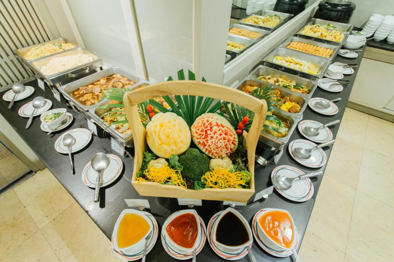 Seasons Siam Hotel Bangkok Extérieur photo
