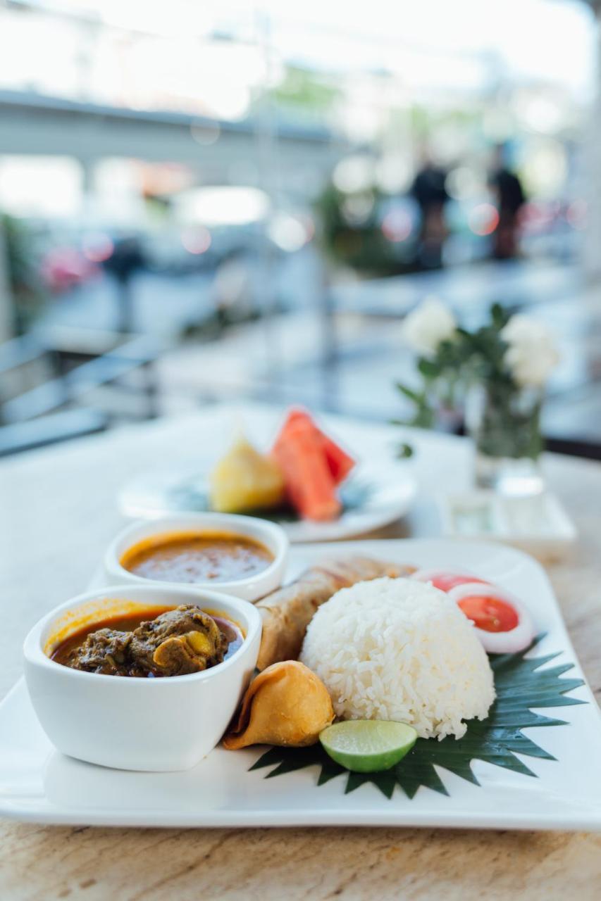 Seasons Siam Hotel Bangkok Extérieur photo